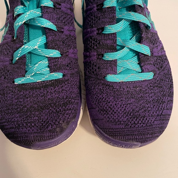 Nike Flyknit Chukka - Picture 7 of 7